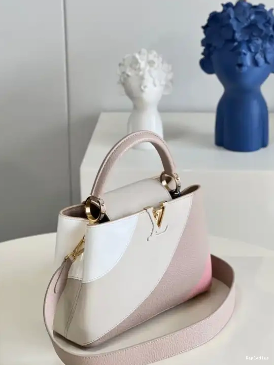 Fake Louis Bags CAPUCINES VUITTON BB LOUIS 0519